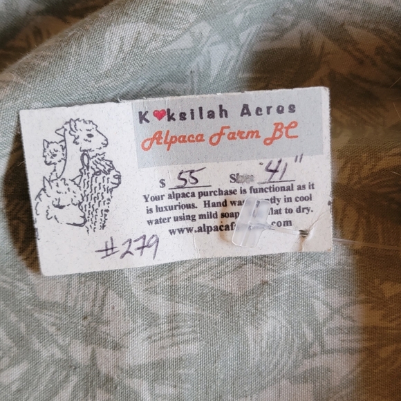 100% Alpaca wool sweater BNWT - Picture 3 of 3